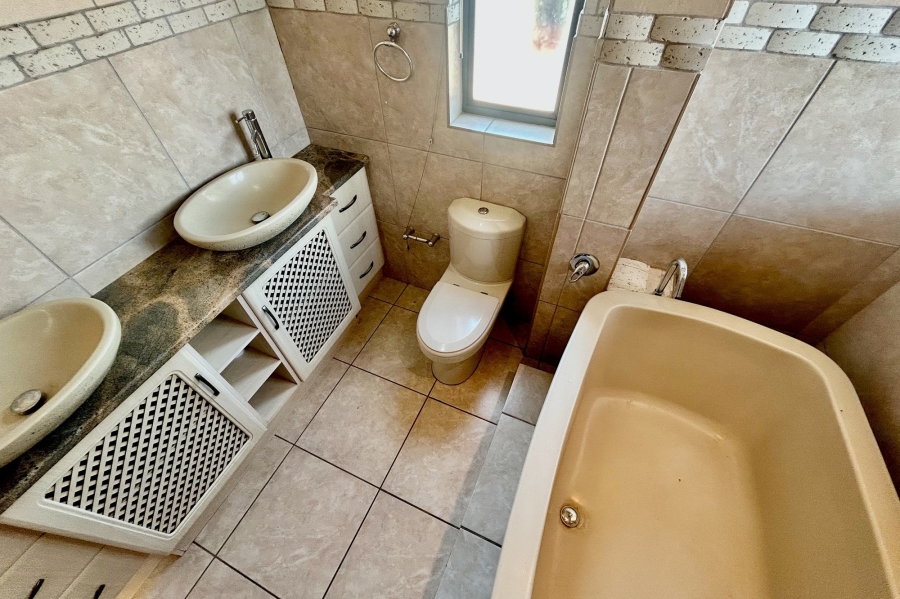 2 Bedroom Property for Sale in Xanadu Eco Park North West